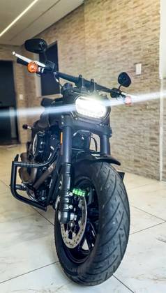 HARLEY-DAVIDSON SOFTAIL FAT BOB 107 